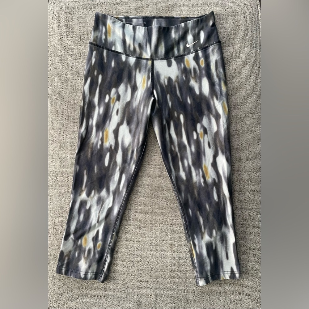 Nike Dri-FIT Gray and Gold Running Leggings Small